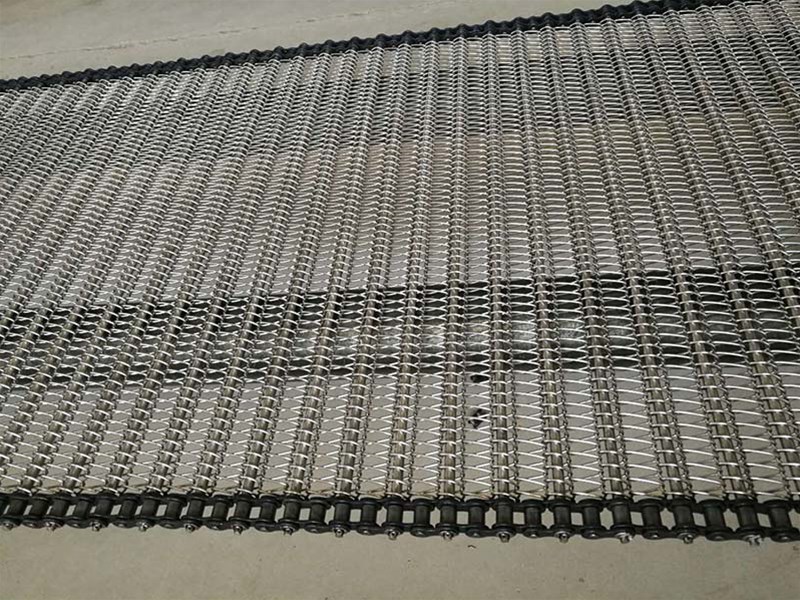 不銹鋼網(wǎng)鏈如何在海洋食品加工惡劣環(huán)境中穩(wěn)定運(yùn)行？?